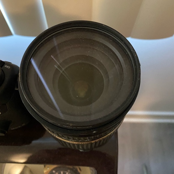 Cannon EOS 5D Digital Camera - Picture 7 of 8